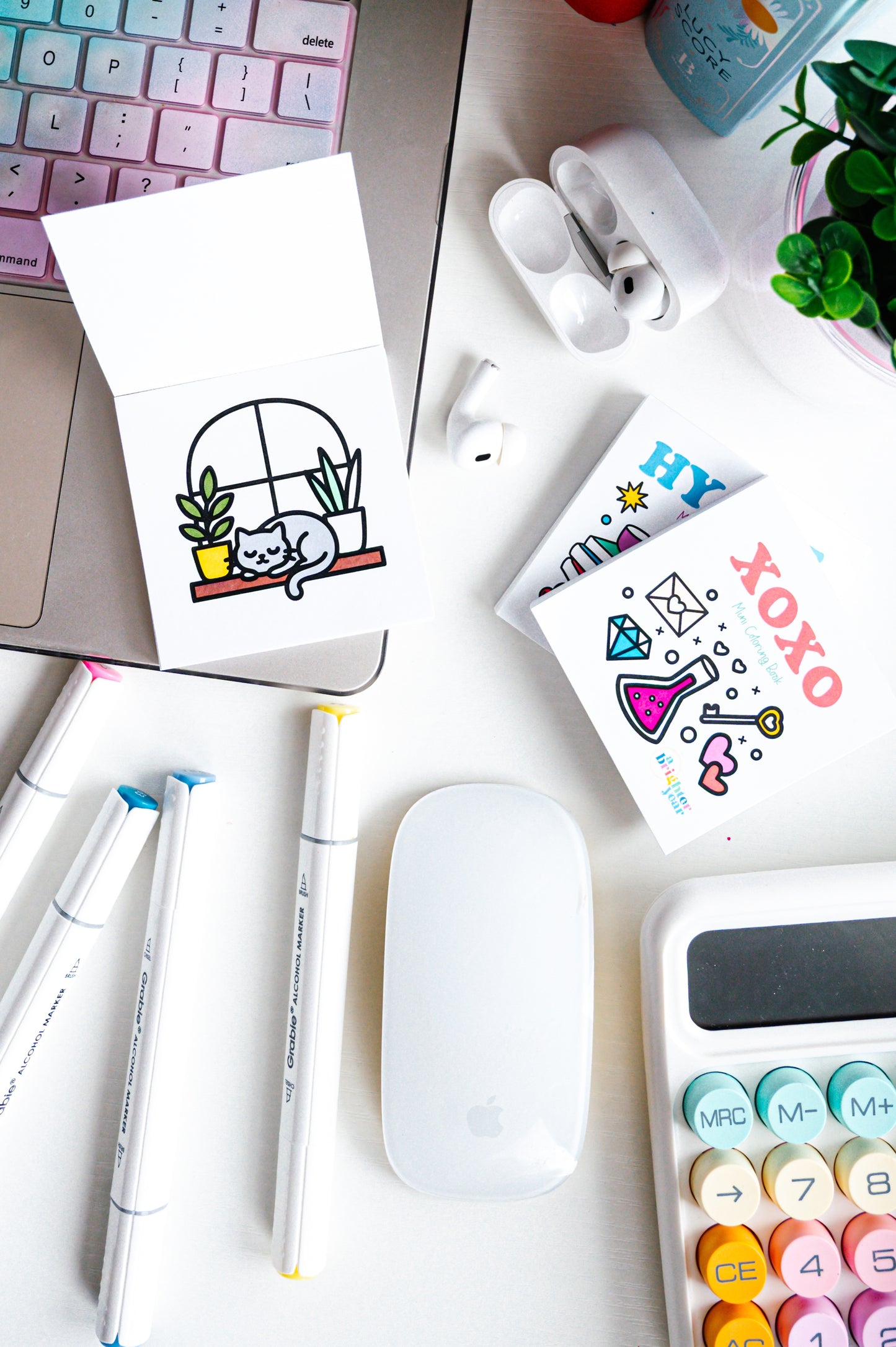 Cats & Crafts Mini Coloring Book