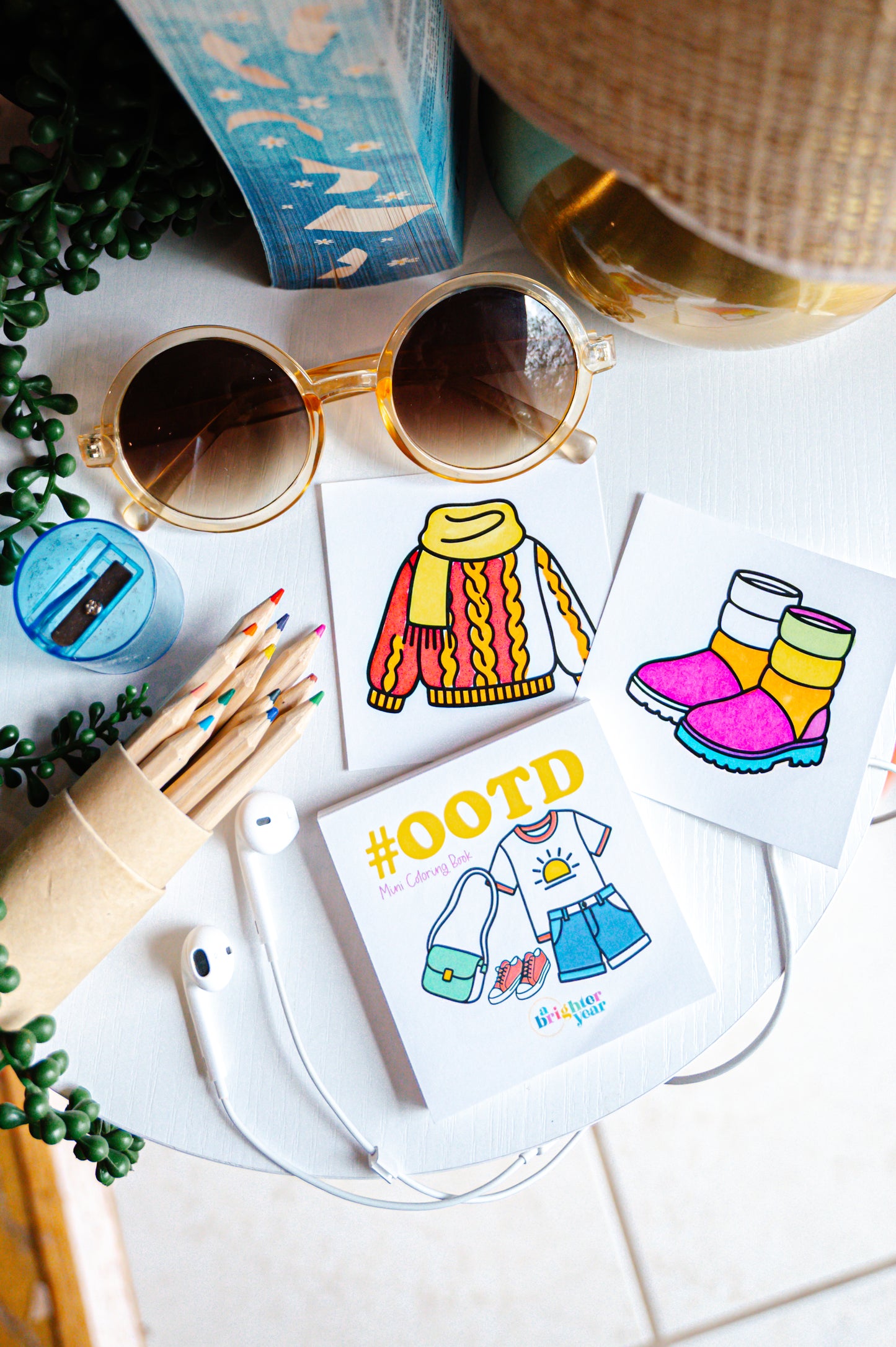 #OOTD Mini Coloring Book